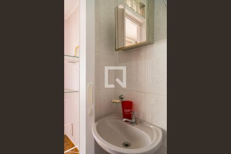 Casa à venda com 200m², 3 quartos e 2 vagasBanheiro do Quarto da Edícula