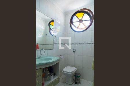 Casa à venda com 200m², 3 quartos e 2 vagasBanheiro da Suíte