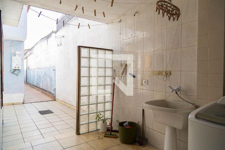 Casa à venda com 200m², 3 quartos e 2 vagasÁrea de Serviço