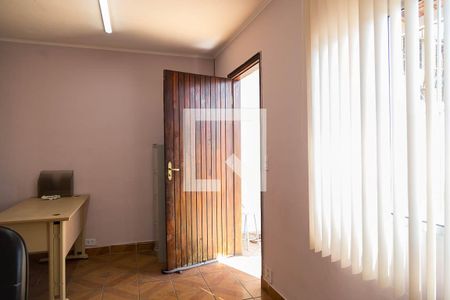 Casa à venda com 200m², 3 quartos e 2 vagasQuarto da Edícula