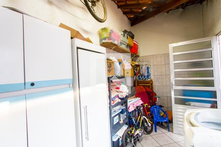 Casa à venda com 240m², 5 quartos e 2 vagasCasa 2 - Área de serviço