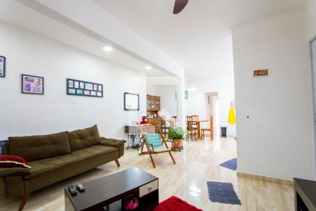 Casa à venda com 240m², 5 quartos e 2 vagasCasa 2 - Sala