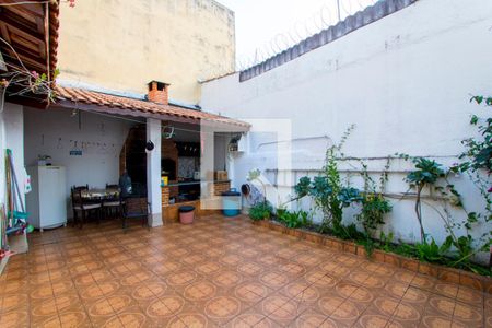 Casa à venda com 240m², 5 quartos e 2 vagasCasa 2 - Quintal/Espaço gourmet