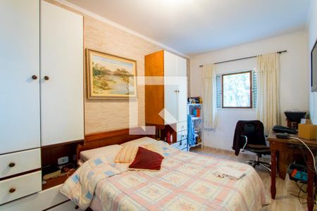 Casa à venda com 240m², 5 quartos e 2 vagasCasa 2 - Quarto 1