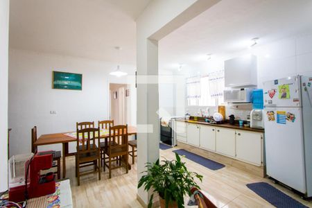 Casa à venda com 240m², 5 quartos e 2 vagasCasa 2 - Cozinha