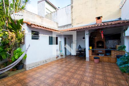 Casa à venda com 240m², 5 quartos e 2 vagasCasa 2 - Quintal/Espaço gourmet