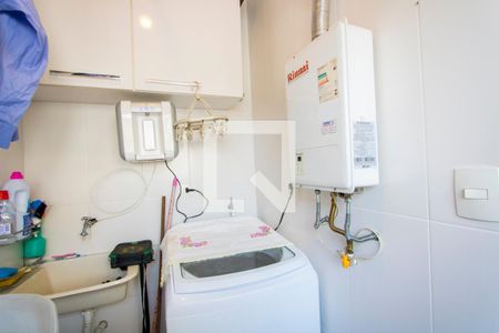 Casa à venda com 240m², 5 quartos e 2 vagasCasa 1 - Área de serviço