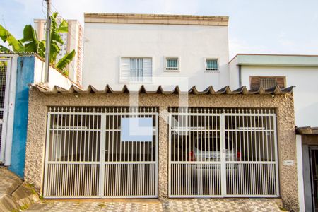 Casa à venda com 240m², 5 quartos e 2 vagasFachada