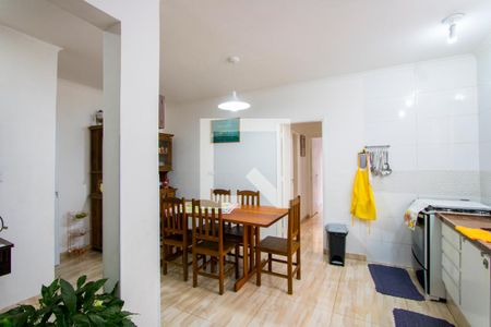 Casa à venda com 240m², 5 quartos e 2 vagasCasa 2 - Cozinha