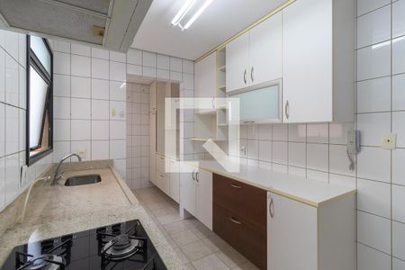 Apartamento para alugar com 80m², 2 quartos e 2 vagasCozinha