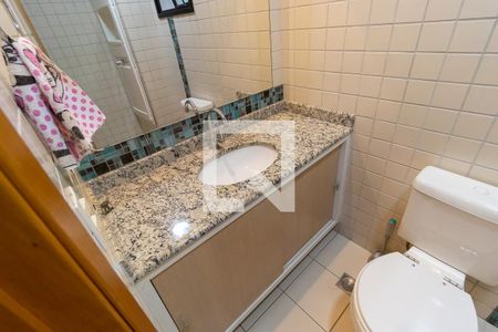 Apartamento para alugar com 80m², 2 quartos e 2 vagasBanheiro social