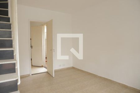 Sala de casa para alugar com 2 quartos, 80m² em Vila Clementino, São Paulo