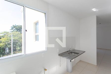 Apartamento à venda com 42m², 2 quartos e 1 vagaCozinha e Área de Serviço