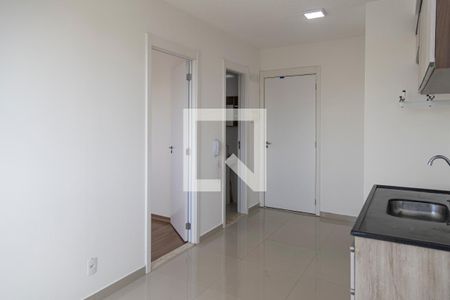 Sala/Cozinha de apartamento para alugar com 1 quarto, 25m² em Santo Amaro, São Paulo