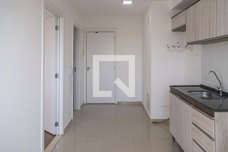Sala/Cozinha de apartamento para alugar com 1 quarto, 25m² em Santo Amaro, São Paulo