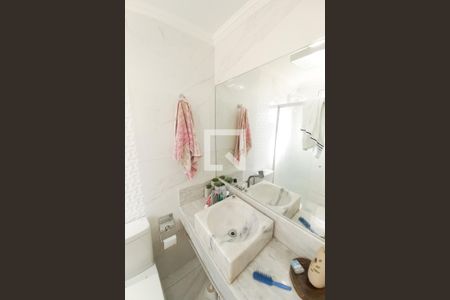 Banheiro da Suíte de apartamento para alugar com 3 quartos, 62m² em Castelo, Belo Horizonte