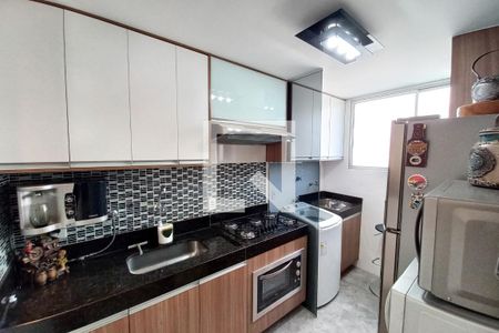 Apartamento para alugar com 62m², 3 quartos e 1 vaga Apartamento para alugar com 62m², 3 quartos e 1 vagaCozinha e Área de Serviço