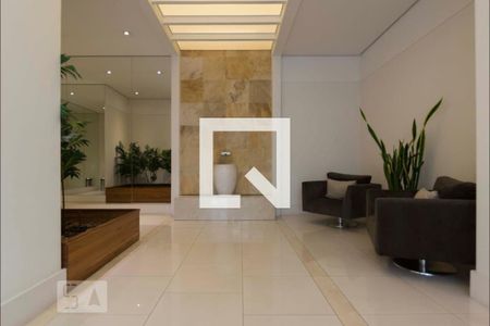 Apartamento para alugar com 213m², 3 quartos e 3 vagas Apartamento para alugar com 213m², 3 quartos e 3 vagasHall de Entrada