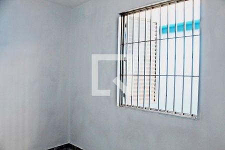 Quarto 1 de casa para alugar com 2 quartos, 90m² em Jardim Adelaide, São Paulo