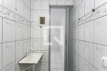 Banheiro de casa para alugar com 1 quarto, 35m² em Parque Cisper, São Paulo