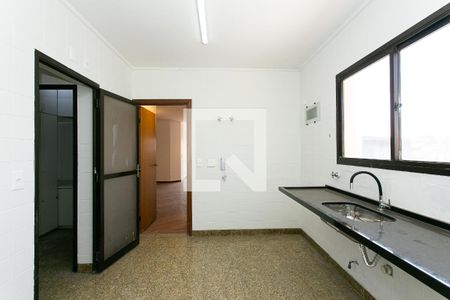 Apartamento à venda com 132m², 3 quartos e 2 vagas Apartamento à venda com 132m², 3 quartos e 2 vagasCozinha