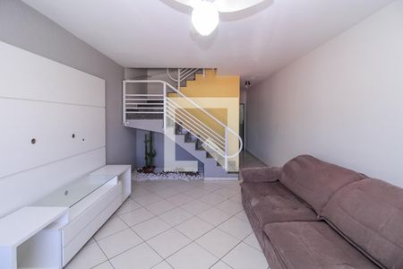 Sala de casa à venda com 3 quartos, 180m² em Quinta da Paineira, São Paulo