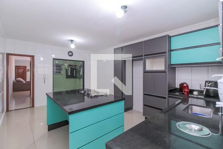 Casa à venda com 180m², 3 quartos e 3 vagas Casa à venda com 180m², 3 quartos e 3 vagasCozinha