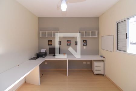 Quarto 1 de casa à venda com 3 quartos, 180m² em Quinta da Paineira, São Paulo