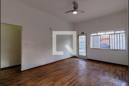 Casa para alugar com 240m², 3 quartos e 3 vagasSala