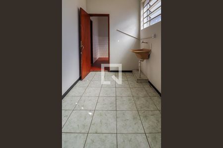 Apartamento para alugar com 70m², 2 quartos e 1 vagaÁrea de Serviço