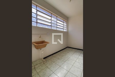 Apartamento para alugar com 70m², 2 quartos e 1 vagaÁrea de Serviço