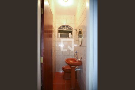 Lavabo de casa para alugar com 2 quartos, 120m² em Santa Amélia, Belo Horizonte
