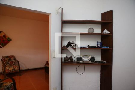 Escritório de casa à venda com 2 quartos, 120m² em Santa Amélia, Belo Horizonte