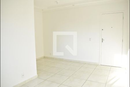 Sala de apartamento para alugar com 2 quartos, 49m² em Inhoaíba, Rio de Janeiro