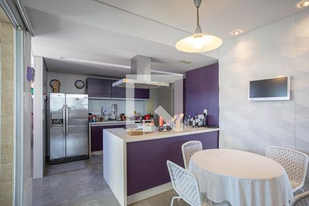 Apartamento à venda com 189m², 3 quartos e 4 vagasCozinha