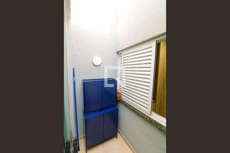 Casa à venda com 100m², 3 quartos e 2 vagas Casa à venda com 100m², 3 quartos e 2 vagasJardim