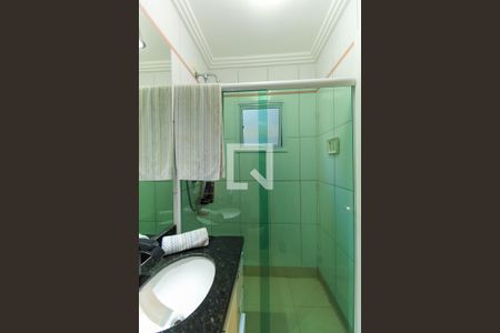 Banheiro do Quarto 1 de casa de condomínio à venda com 4 quartos, 200m² em Vila Invernada, São Paulo