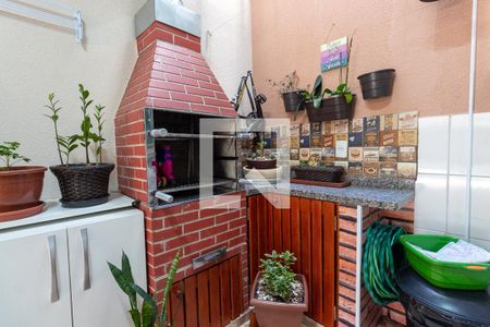 Casa de condomínio à venda com 112m², 3 quartos e 1 vagaChurrasqueira