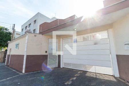 Casa de condomínio à venda com 112m², 3 quartos e 1 vagaFachado do condomínio
