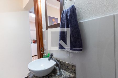 Casa de condomínio à venda com 112m², 3 quartos e 1 vagaLavabo