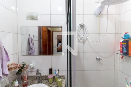 Casa de condomínio à venda com 112m², 3 quartos e 1 vagaBanheiro 2