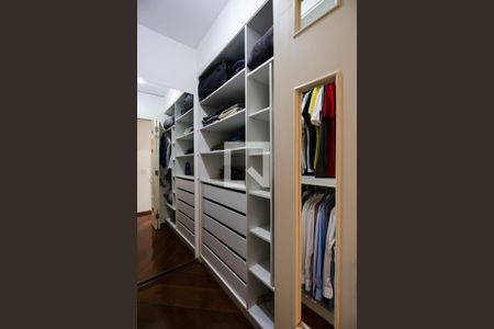 Apartamento à venda com 150m², 3 quartos e 3 vagasCloset da Suíte