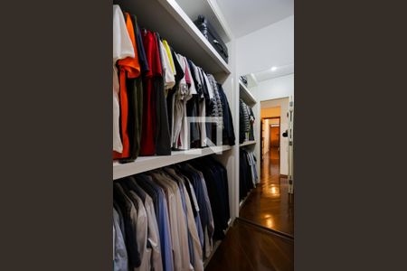 Apartamento à venda com 150m², 3 quartos e 3 vagasCloset da Suíte