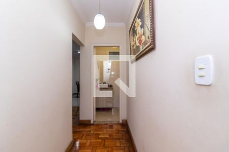 Casa para alugar com 445m², 3 quartos e 3 vagas Casa para alugar com 445m², 3 quartos e 3 vagasCorredor dos Quartos