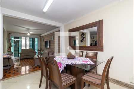 Casa para alugar com 445m², 3 quartos e 3 vagas Casa para alugar com 445m², 3 quartos e 3 vagasSala de Jantar