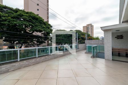 Casa para alugar com 445m², 3 quartos e 3 vagas Casa para alugar com 445m², 3 quartos e 3 vagasVaranda e Entrada Principal
