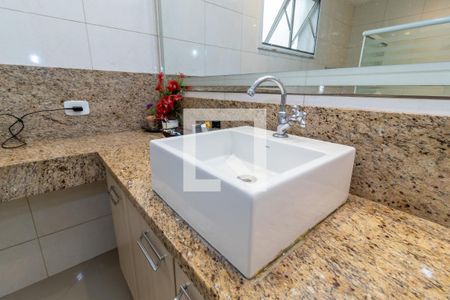 Casa para alugar com 445m², 3 quartos e 3 vagas Casa para alugar com 445m², 3 quartos e 3 vagasBanheiro 1