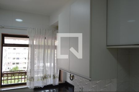 Apartamento para alugar com 87m², 3 quartos e 1 vagaÁrea de Serviço 