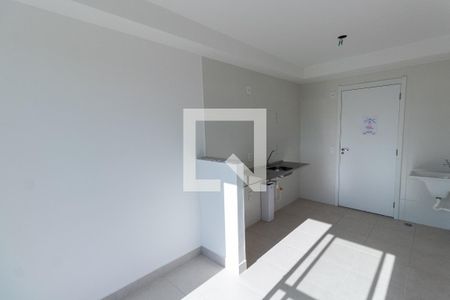 Sala/Cozinha de kitnet/studio à venda com 1 quarto, 30m² em Vila Ré, São Paulo