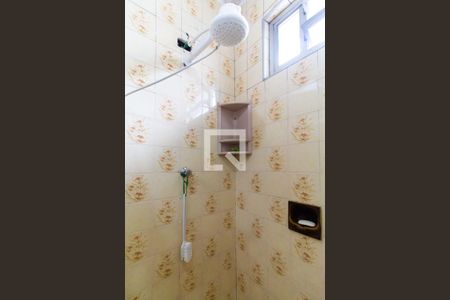 Casa à venda com 225m², 3 quartos e 2 vagas Casa à venda com 225m², 3 quartos e 2 vagasBanheiro 01